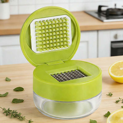 Mincely™ – One-Press Stainless Steel Garlic Chopper with Catch Container + 50% OFF